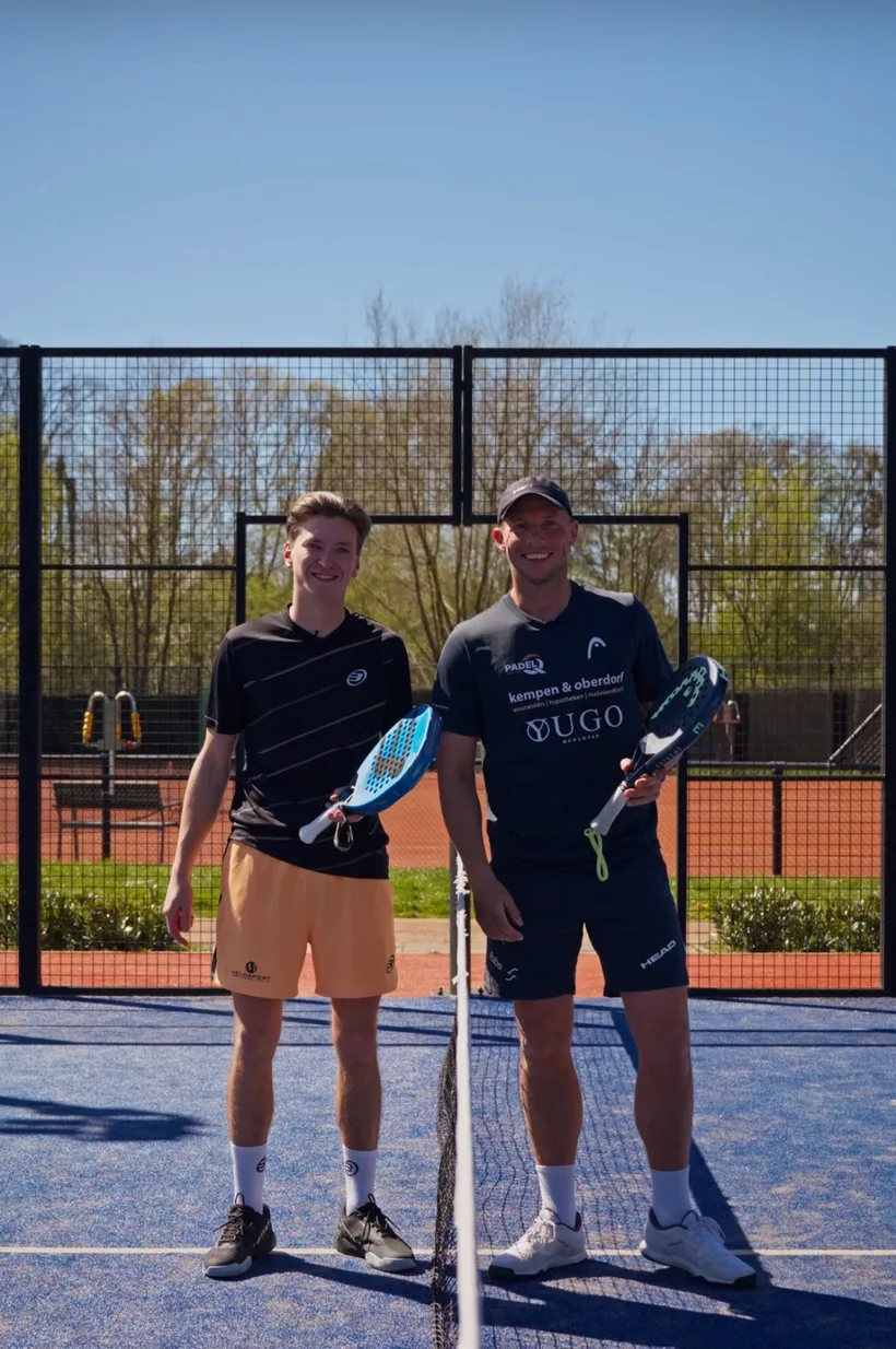 Job Steegh en Vincent Schepers op de padelbaan